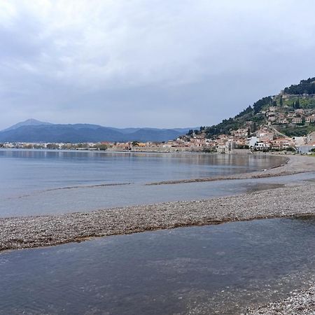 Nafpaktos Cottage By The Sea For Travelers And Dreamers! Eksteriør billede