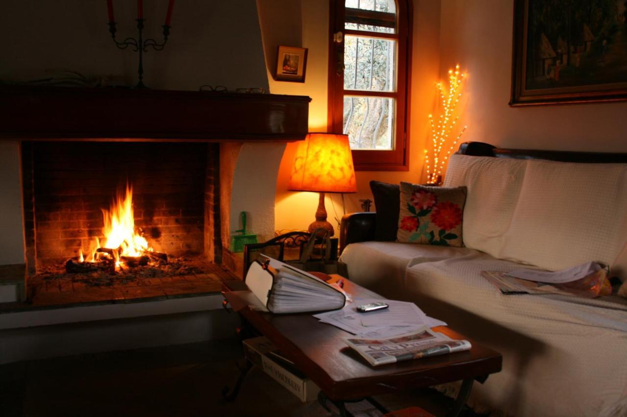 Nafpaktos Cottage By The Sea For Travelers And Dreamers! Eksteriør billede
