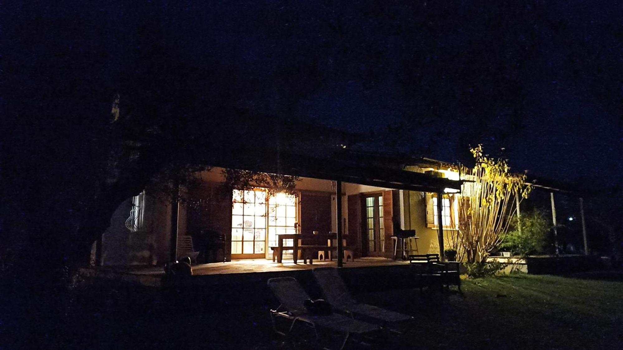 Nafpaktos Cottage By The Sea For Travelers And Dreamers! Eksteriør billede