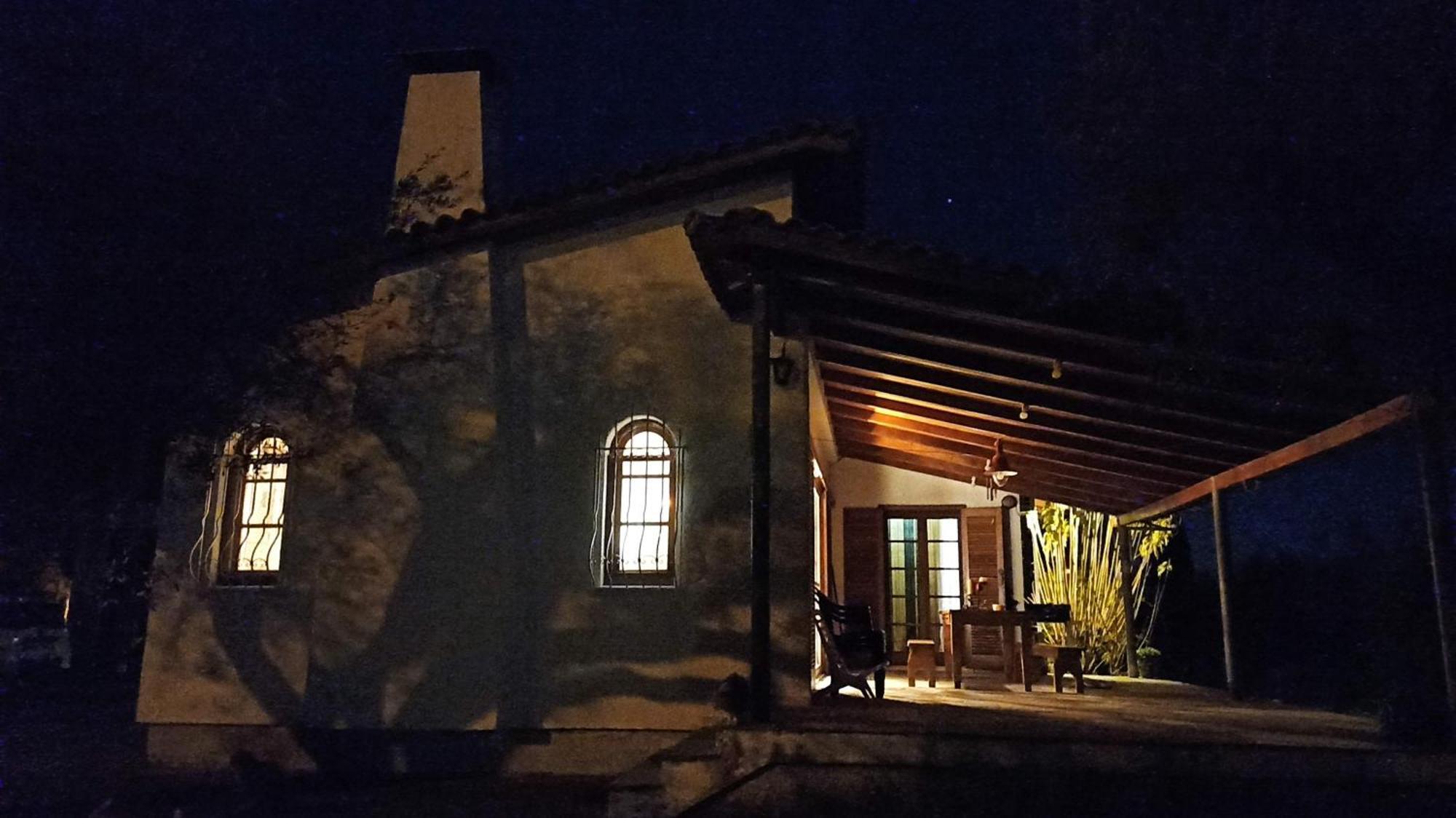 Nafpaktos Cottage By The Sea For Travelers And Dreamers! Eksteriør billede
